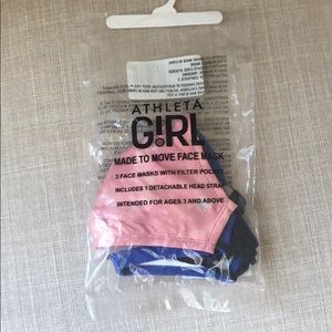 Athleta Made to Move girls mask
